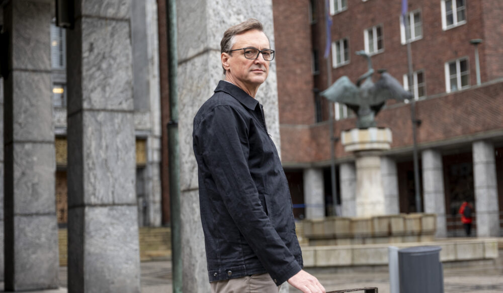 Kommunens lønnssystem er antikvarisk. Noen få personer bestemmer for 50 000 ansatte