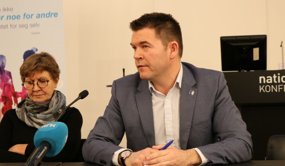 - Vi må motivere de beste lærerne til å velge skolen